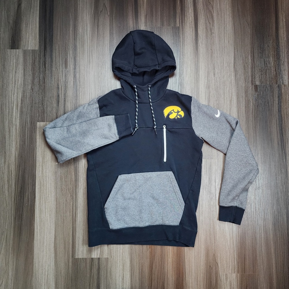 Nike Iowa Hawkeyes Mens Black Gray Slim Fit Sweatshirt Hoodie Sz Medium